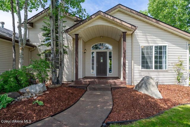 8903 N Newcastle LN, Hayden, ID 83835