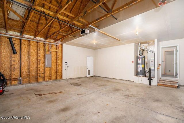 8903 N Newcastle LN, Hayden, ID 83835