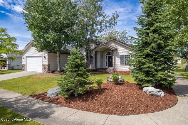 8903 N Newcastle LN, Hayden, ID 83835