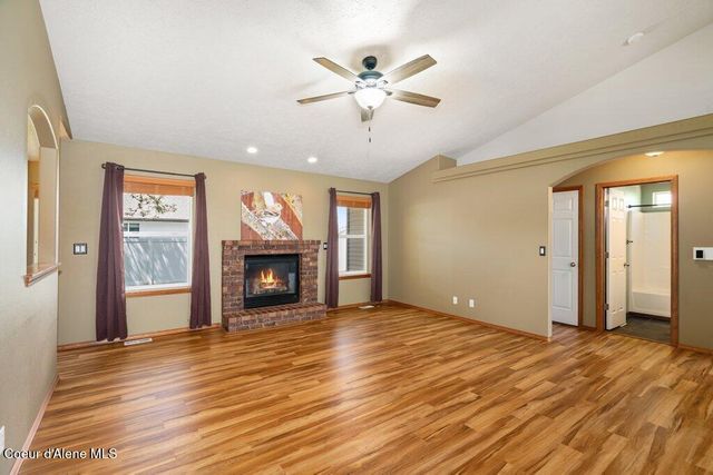 8903 N Newcastle LN, Hayden, ID 83835