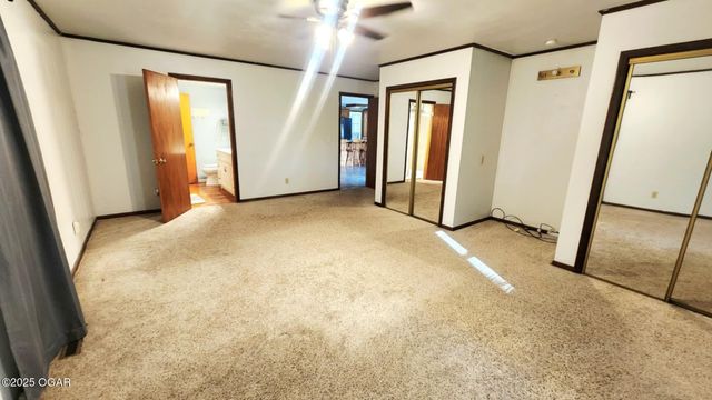 452 Fieldcrest Drive, Pittsburg, KS 66762