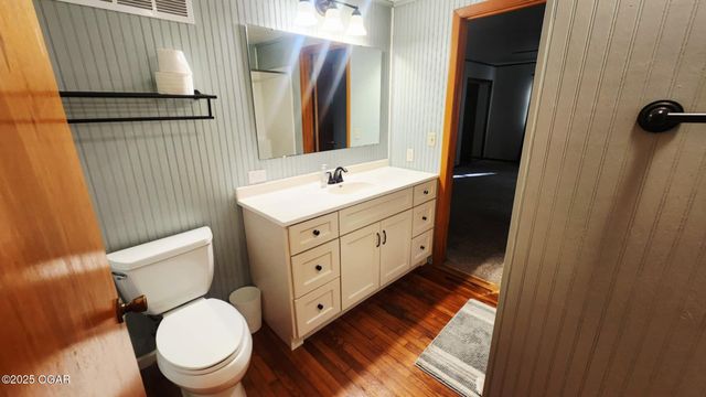 452 Fieldcrest Drive, Pittsburg, KS 66762