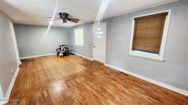 452 Fieldcrest Drive, Pittsburg, KS 66762