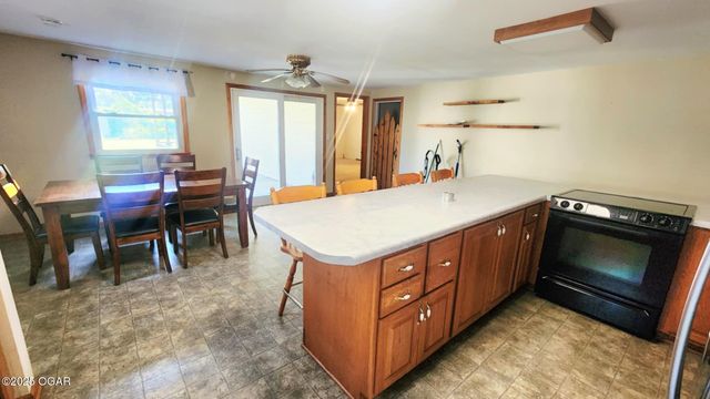 452 Fieldcrest Drive, Pittsburg, KS 66762