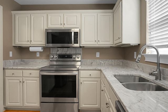 1545 Ashley River Road Unit 2q, Charleston, SC 29407