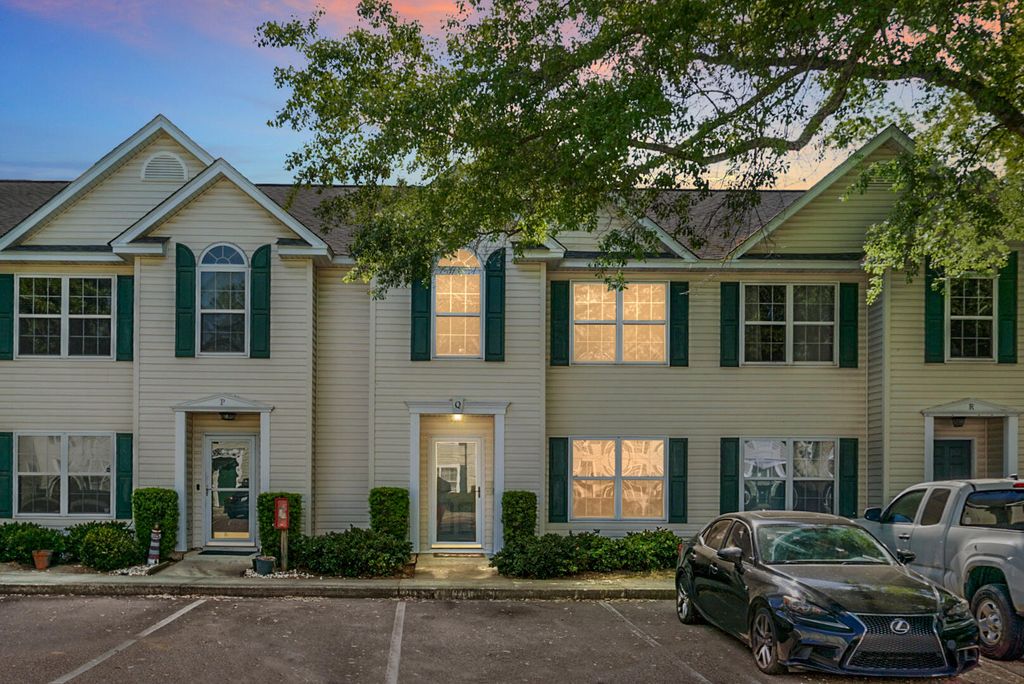 1545 Ashley River Road Unit 2q, Charleston, SC 29407