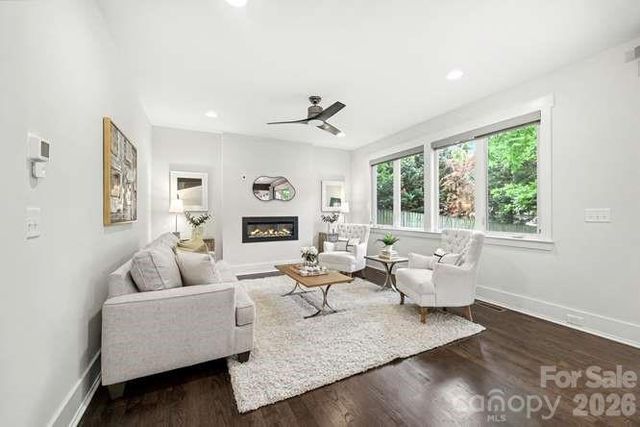 824 E 16th Street, Charlotte, NC 28205