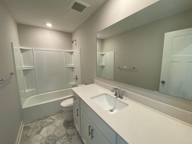 9257 4th Street N, Lake Elmo, MN 55042