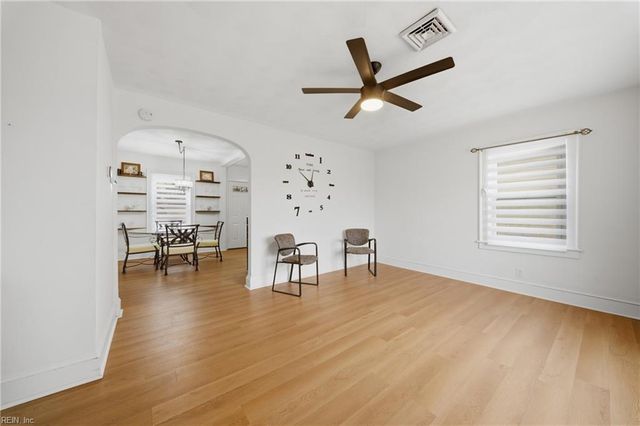 122 Grant ST, Chesapeake, VA 23320