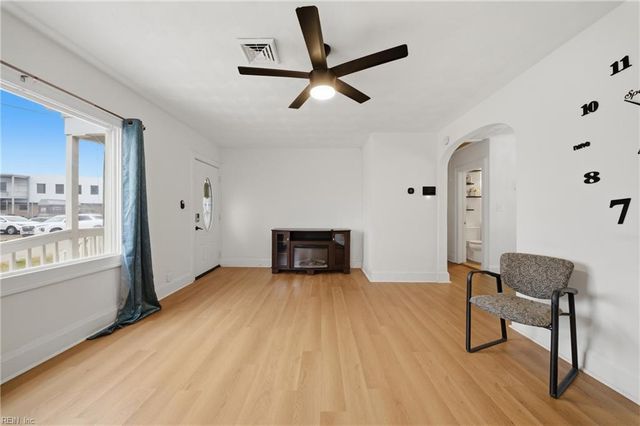 122 Grant ST, Chesapeake, VA 23320