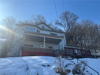 609 Whitely Street, Bridgeport, OH 43912