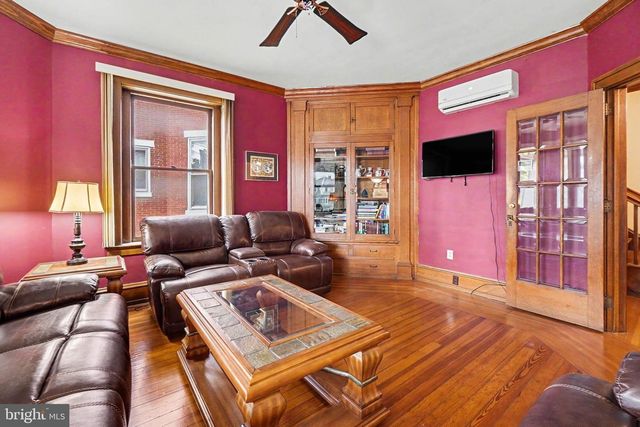 231 E MAIN ST, Palmyra, PA 17078