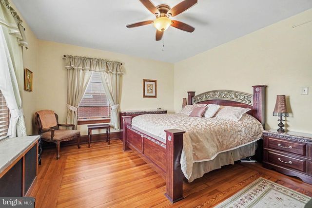 231 E MAIN ST, Palmyra, PA 17078