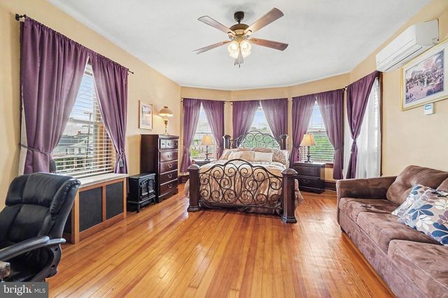 231 E MAIN ST, Palmyra, PA 17078