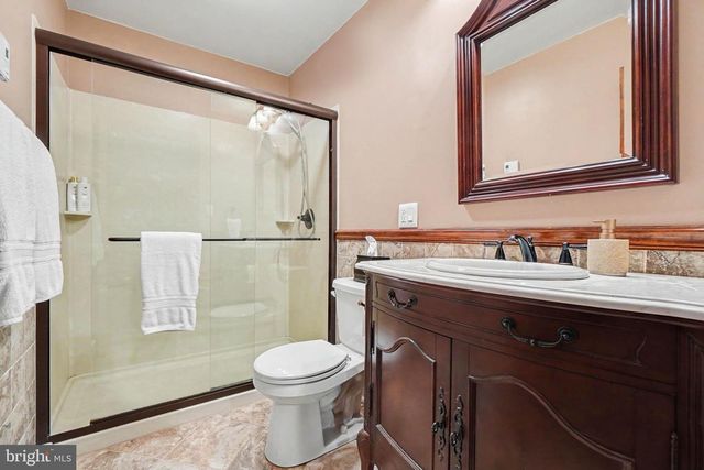231 E MAIN ST, Palmyra, PA 17078