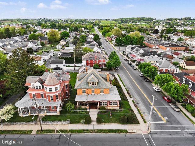 231 E MAIN ST, Palmyra, PA 17078