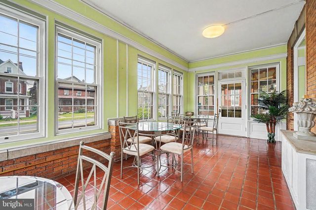 231 E MAIN ST, Palmyra, PA 17078