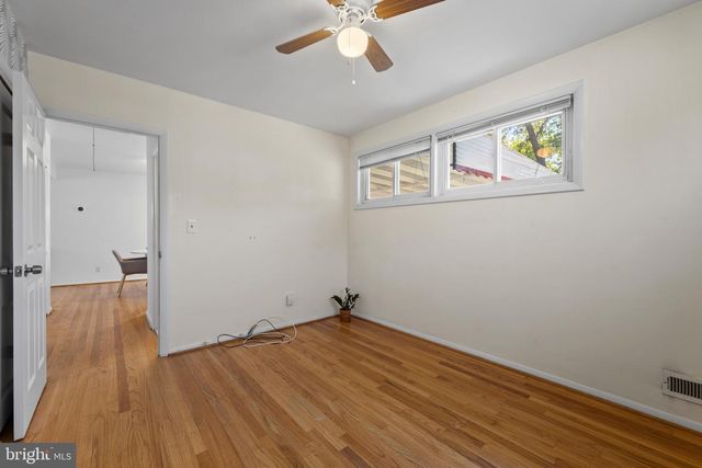 8810 LAKEWOOD RD, Baltimore, MD 21234