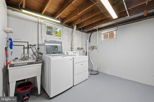 8810 LAKEWOOD RD, Baltimore, MD 21234