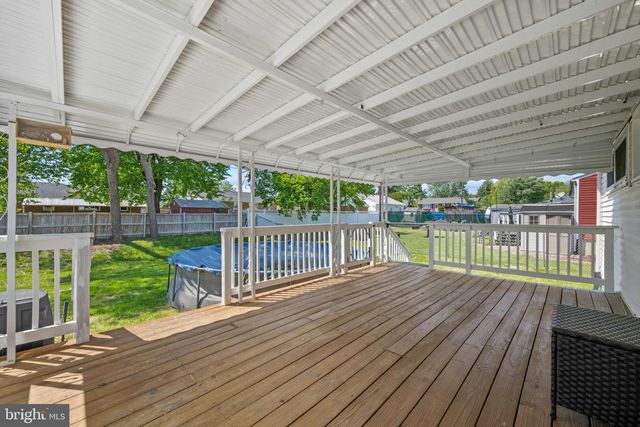 8810 LAKEWOOD RD, Baltimore, MD 21234