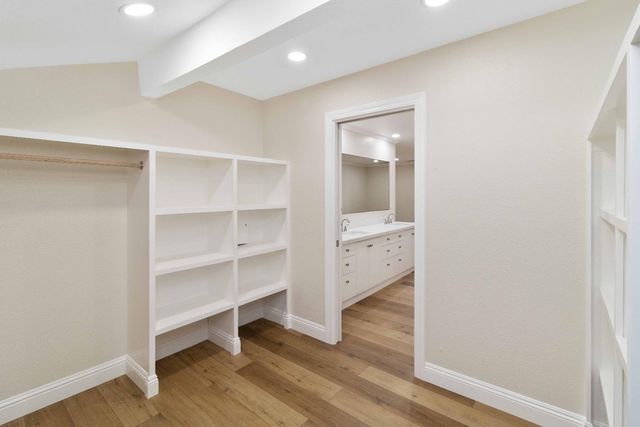 1006 Dunbarton Cir, Sacramento, CA 95825