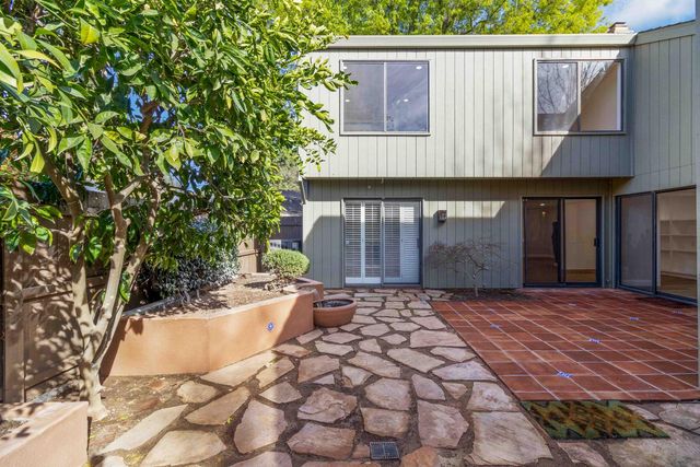 1006 Dunbarton Cir, Sacramento, CA 95825