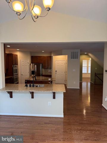 24877 MYERS GLEN PL, Chantilly, VA 20152