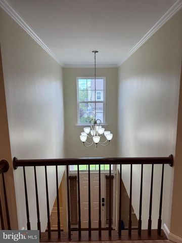 24877 MYERS GLEN PL, Chantilly, VA 20152