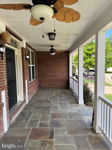 24877 MYERS GLEN PL, Chantilly, VA 20152