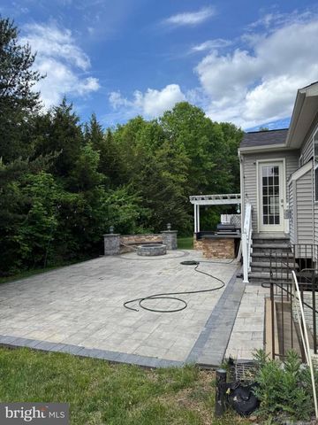 24877 MYERS GLEN PL, Chantilly, VA 20152