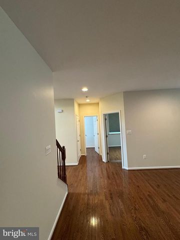 24877 MYERS GLEN PL, Chantilly, VA 20152