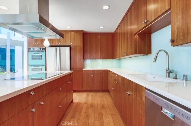 2999 E Ocean Boulevard 120, Long Beach, CA 90803