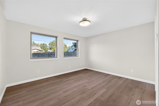 8716 157th St Ct E, Puyallup, WA 98375