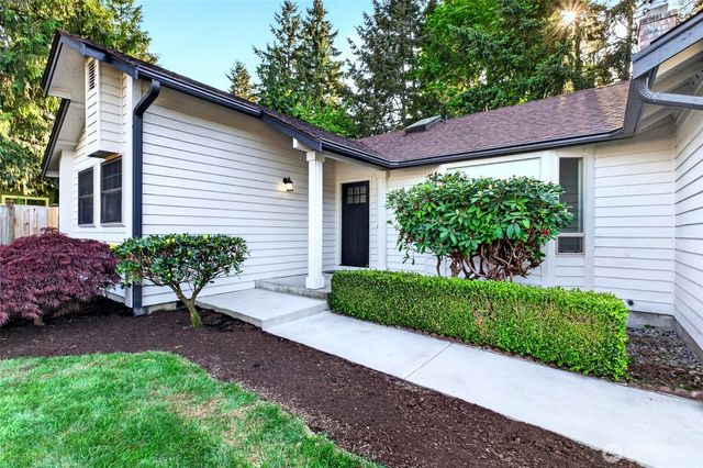 8716 157th St Ct E, Puyallup, WA 98375