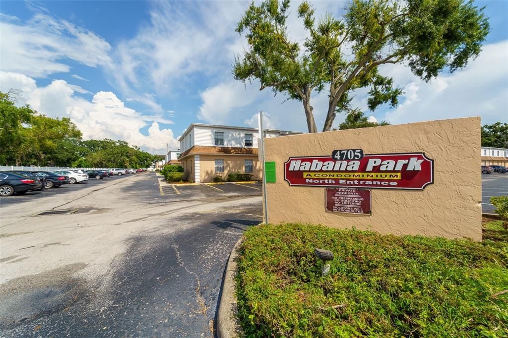 4708 CHRISTA COURT 301, Tampa, FL 33614