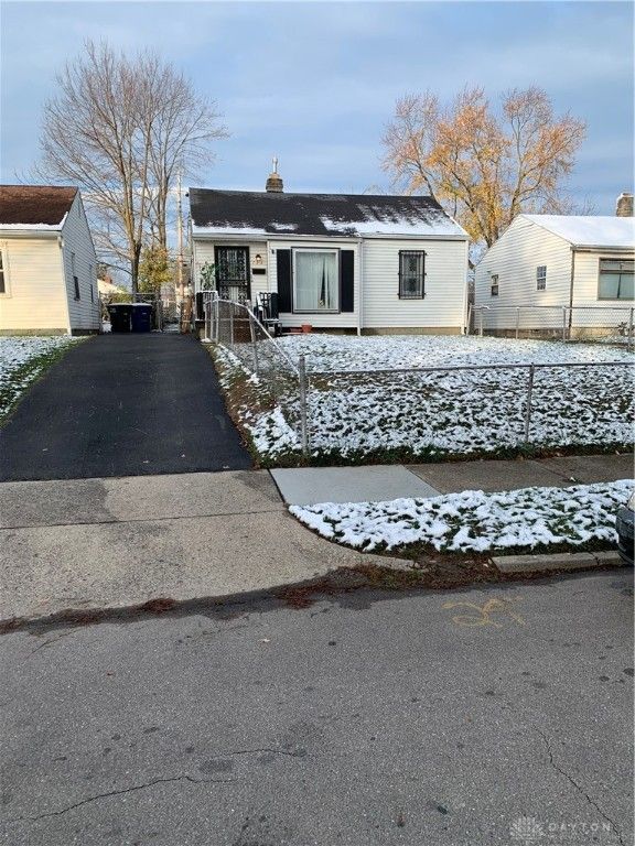 733 Cleverly Road, Dayton, OH 45417