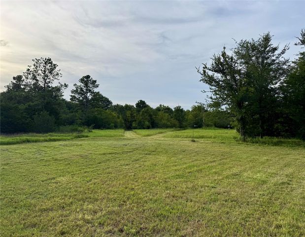 9695 County Rd 3555, Lovelady, TX 75851