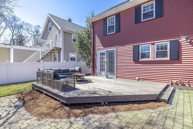 729 Concord St, Framingham, MA 01702