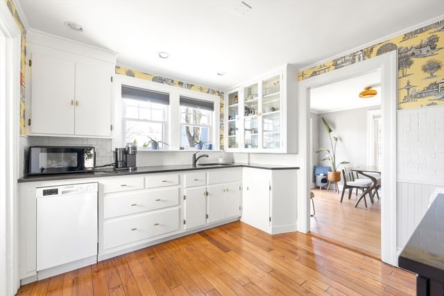 729 Concord St, Framingham, MA 01702