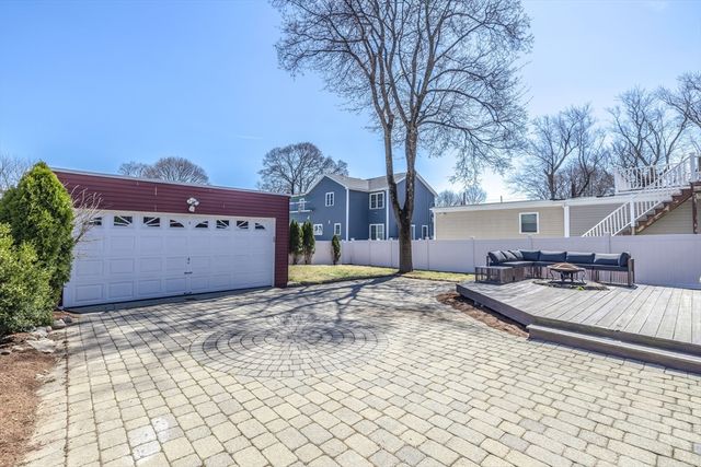 729 Concord St, Framingham, MA 01702