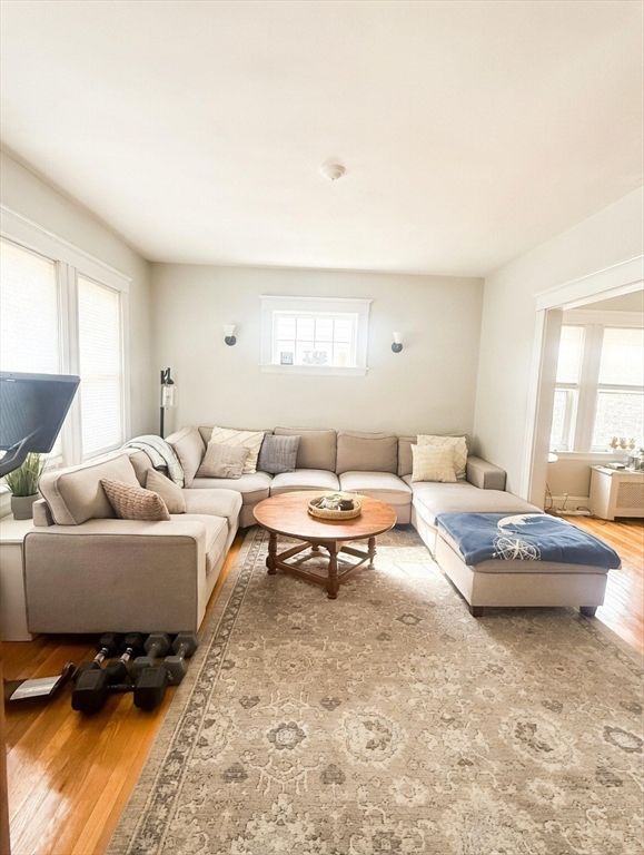 949 Adams 1, Boston, MA 02124