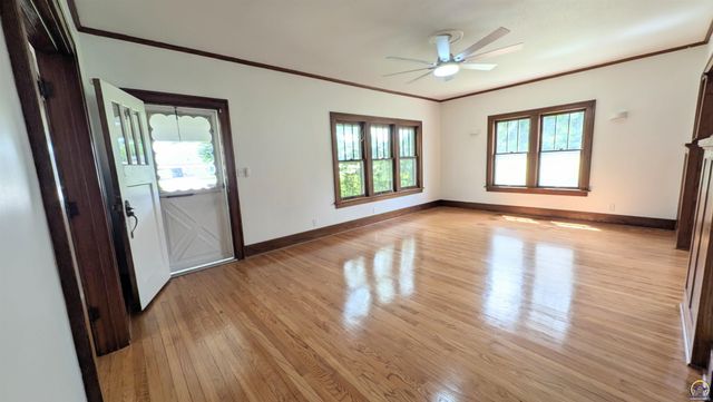 1830 E 6th Ave, Emporia, KS 66801