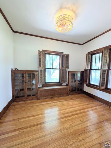 1830 E 6th Ave, Emporia, KS 66801