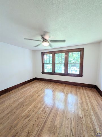 1830 E 6th Ave, Emporia, KS 66801