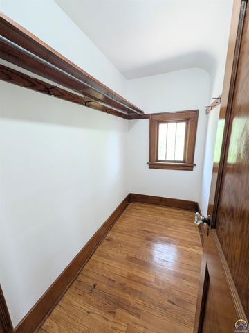 1830 E 6th Ave, Emporia, KS 66801