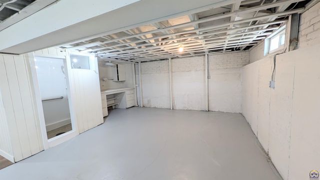 1830 E 6th Ave, Emporia, KS 66801