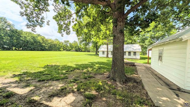 1830 E 6th Ave, Emporia, KS 66801