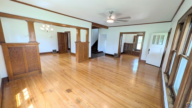 1830 E 6th Ave, Emporia, KS 66801