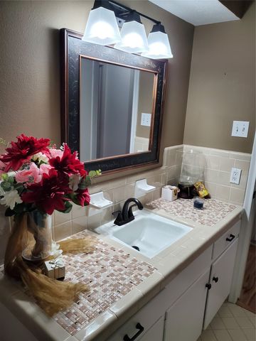 7422-7424 Walling Lane, Dallas, TX 75231