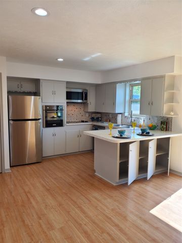 7422-7424 Walling Lane, Dallas, TX 75231